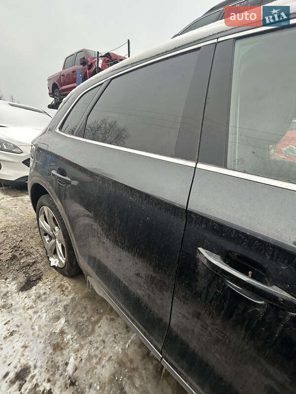 Внедорожник / Кроссовер Audi Q5 2021 в Львове фото 5 Внедорожник / Кроссовер Audi Q5 2021 в Львове