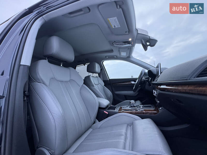 Позашляховик / Кросовер Audi Q5 2017 в Луцьку фото 35 Позашляховик / Кросовер Audi Q5 2017 в Луцьку