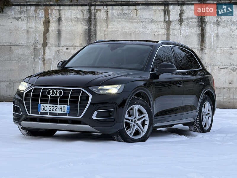 Позашляховик / Кросовер Audi Q5 2022 в Рівному