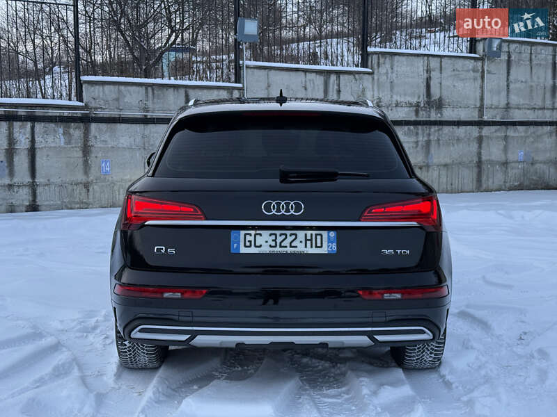 Позашляховик / Кросовер Audi Q5 2022 в Рівному