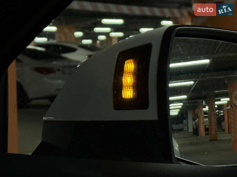 Внедорожник / Кроссовер Audi Q5 2018 в Киеве