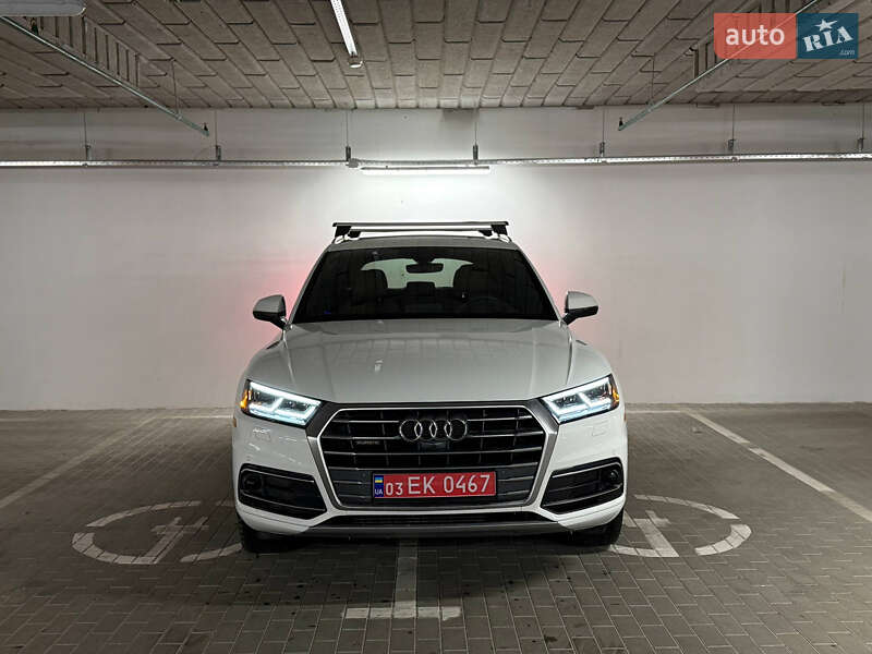 Внедорожник / Кроссовер Audi Q5 2018 в Киеве