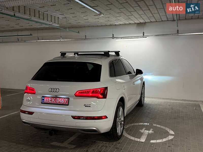 Внедорожник / Кроссовер Audi Q5 2018 в Киеве