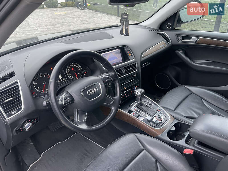 Внедорожник / Кроссовер Audi Q5 2013 в Мукачево