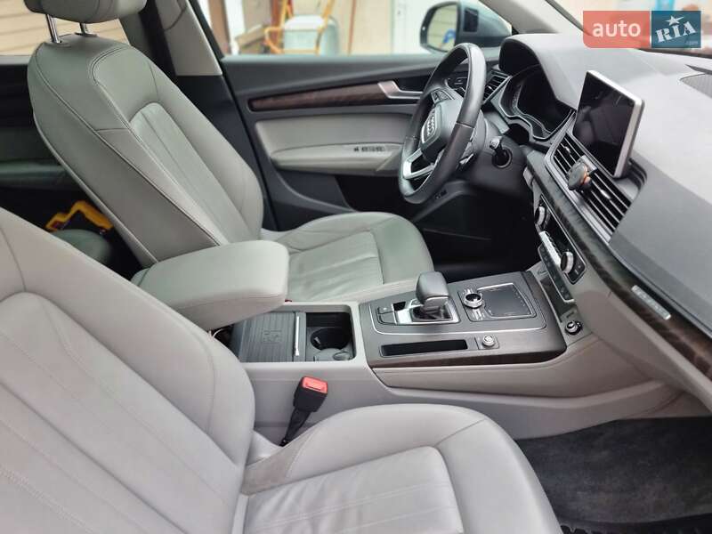 Внедорожник / Кроссовер Audi Q5 2019 в Тернополе фото 14 Внедорожник / Кроссовер Audi Q5 2019 в Тернополе