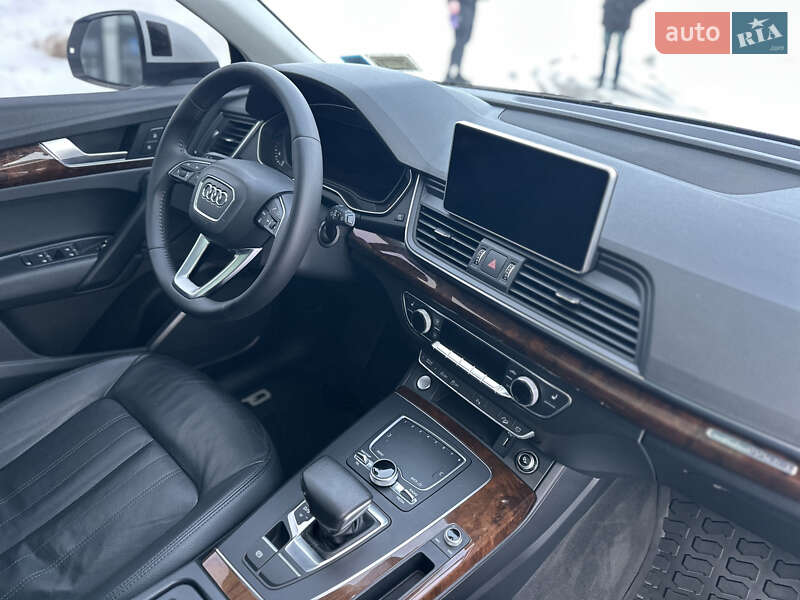 Позашляховик / Кросовер Audi Q5 2018 в Рівному фото 39 Позашляховик / Кросовер Audi Q5 2018 в Рівному