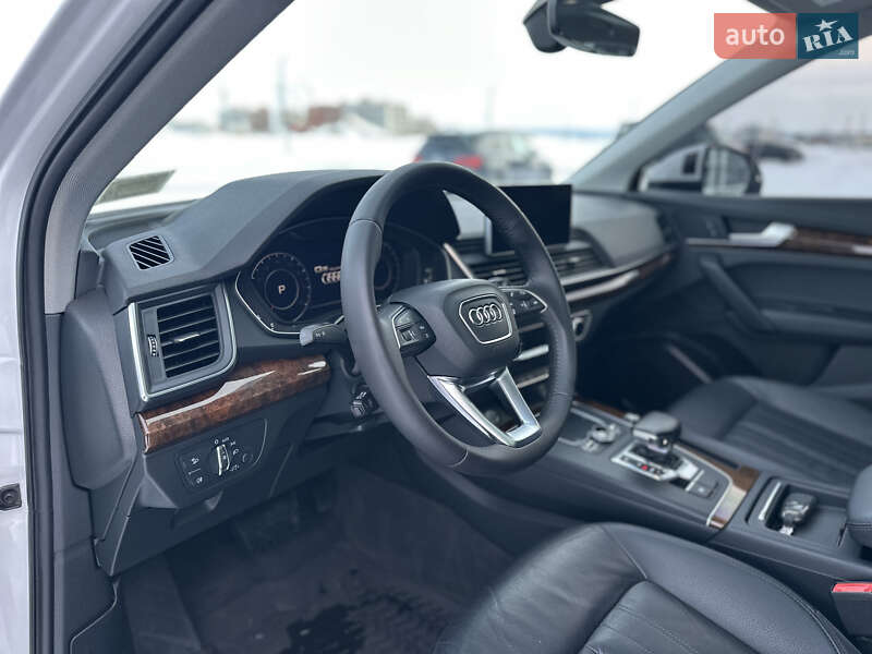 Позашляховик / Кросовер Audi Q5 2018 в Рівному фото 45 Позашляховик / Кросовер Audi Q5 2018 в Рівному