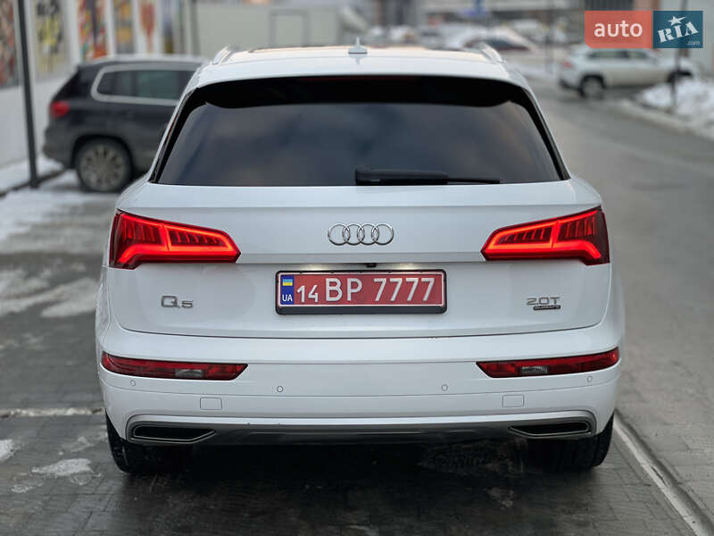 Позашляховик / Кросовер Audi Q5 2018 в Львові
