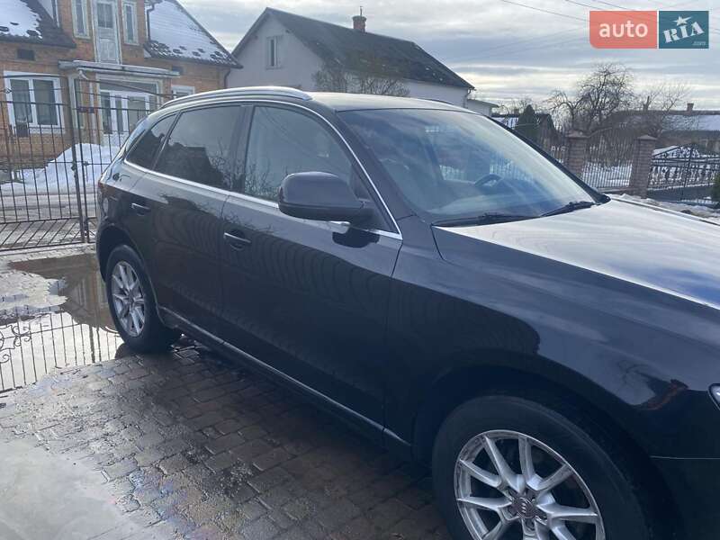 Внедорожник / Кроссовер Audi Q5 2012 в Шептицькому