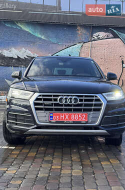 Внедорожник / Кроссовер Audi Q5 2018 в Луцке