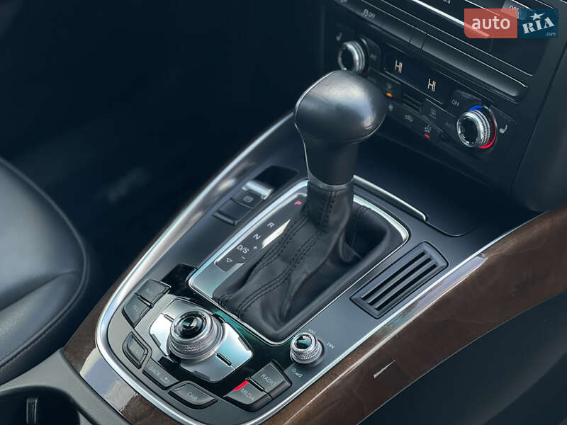 Внедорожник / Кроссовер Audi Q5 2016 в Каменском