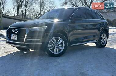 Позашляховик / Кросовер Audi Q5 2020 в Києві