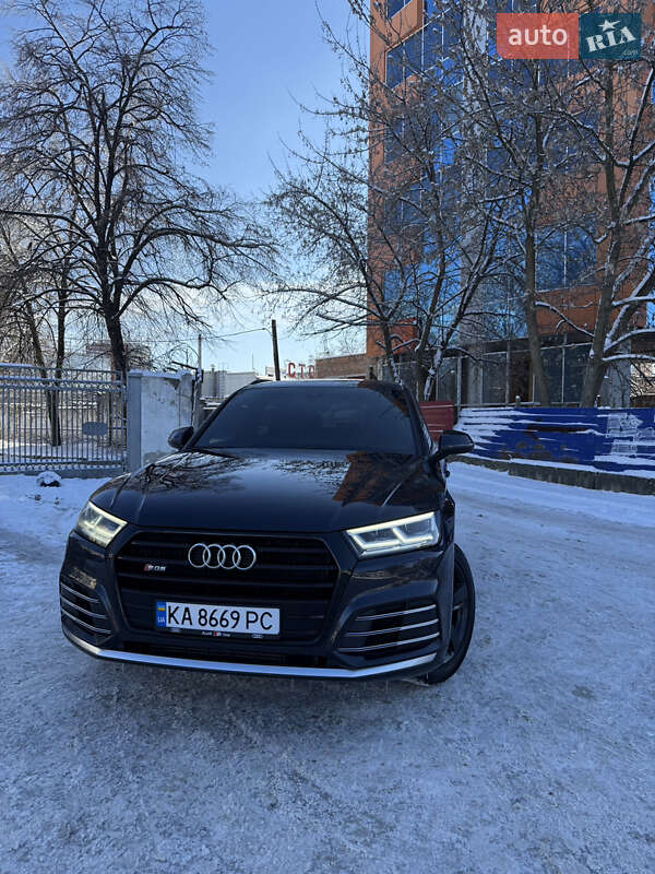 Внедорожник / Кроссовер Audi Q5 2018 в Полтаве