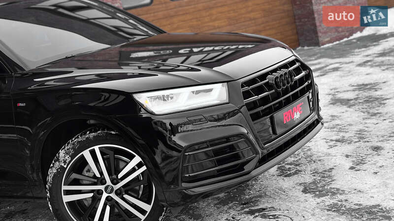 Позашляховик / Кросовер Audi Q5 2018 в Рівному