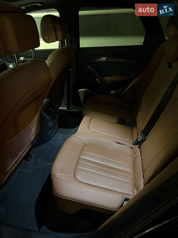 Внедорожник / Кроссовер Audi Q5 2023 в Киеве