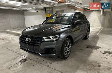 Позашляховик / Кросовер Audi Q5 2019 в Києві