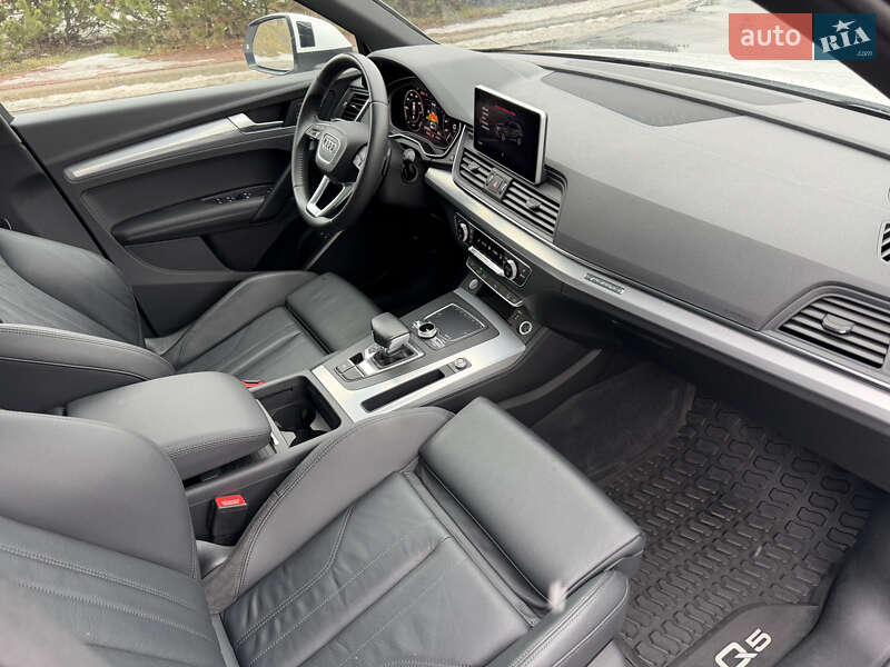 Внедорожник / Кроссовер Audi Q5 2019 в Киеве фото 23 Внедорожник / Кроссовер Audi Q5 2019 в Киеве