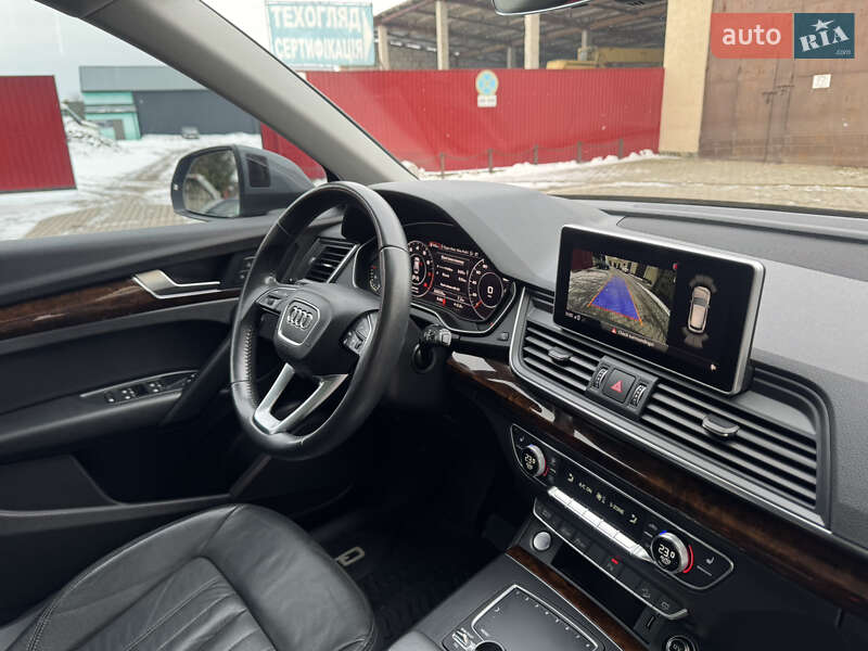 Внедорожник / Кроссовер Audi Q5 2018 в Владимире фото 92 Внедорожник / Кроссовер Audi Q5 2018 в Владимире
