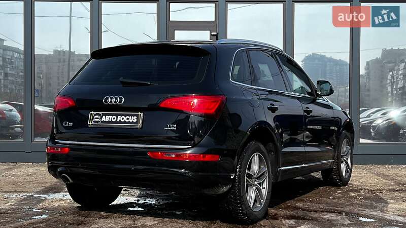 Позашляховик / Кросовер Audi Q5 2016 в Києві