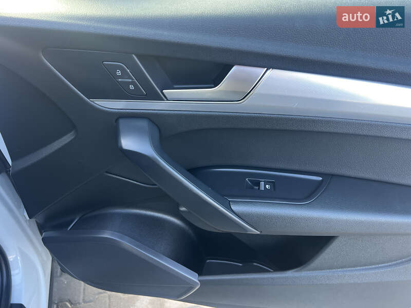 Позашляховик / Кросовер Audi Q5 2018 в Тернополі