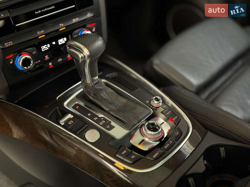 Позашляховик / Кросовер Audi Q5 2016 в Києві