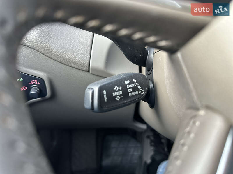 Позашляховик / Кросовер Audi Q5 2015 в Луцьку