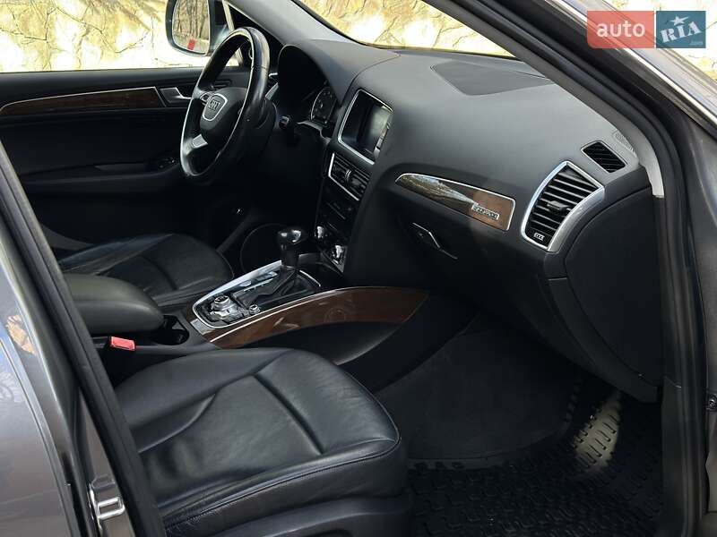 Внедорожник / Кроссовер Audi Q5 2016 в Львове