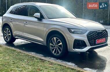 Позашляховик / Кросовер Audi Q5 2022 в Києві