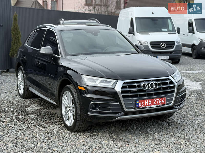 Позашляховик / Кросовер Audi Q5 2018 в Чернівцях