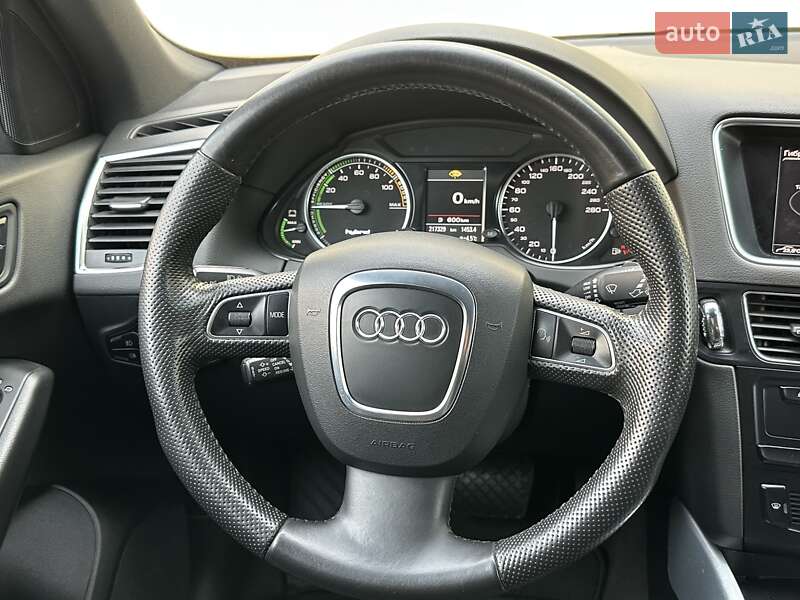 Внедорожник / Кроссовер Audi Q5 2011 в Харькове