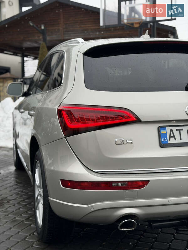 Позашляховик / Кросовер Audi Q5 2015 в Івано-Франківську