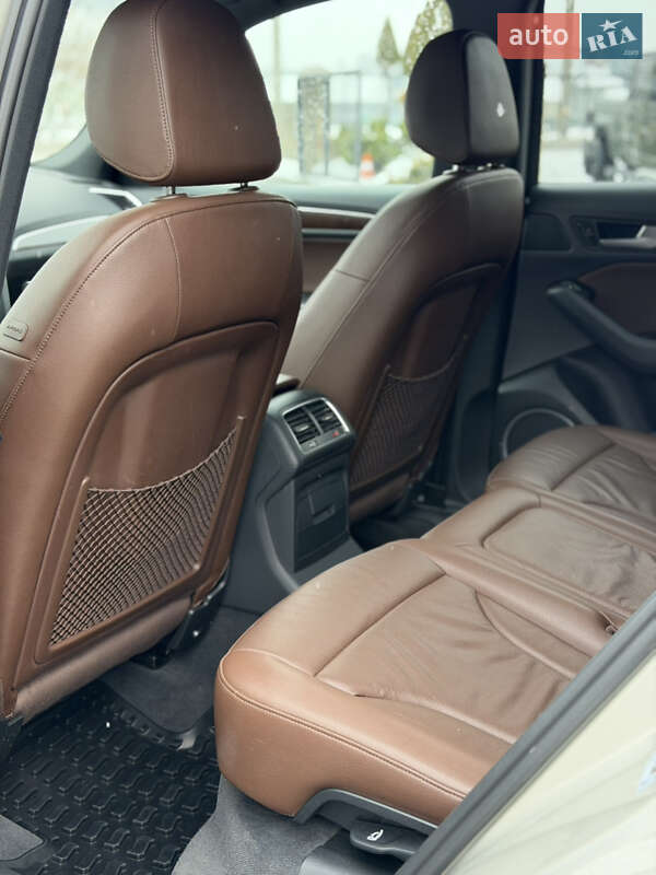 Позашляховик / Кросовер Audi Q5 2015 в Івано-Франківську