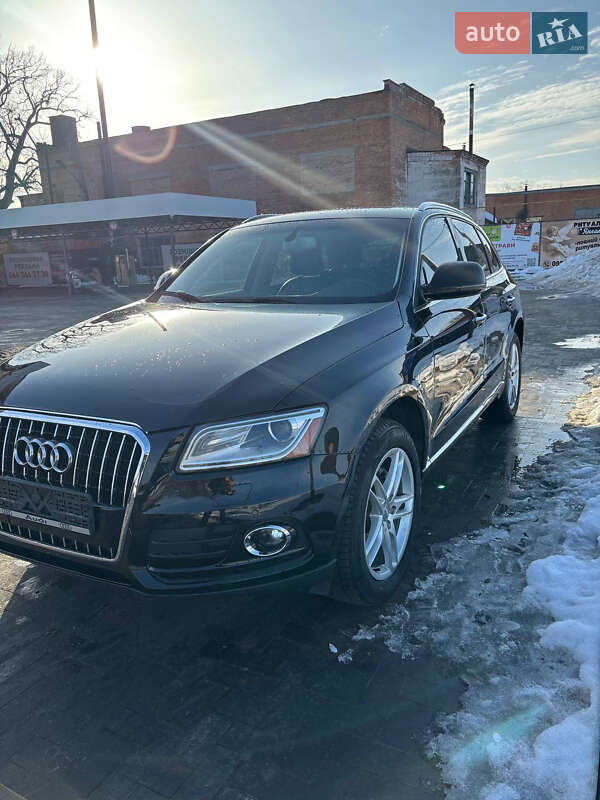 Позашляховик / Кросовер Audi Q5 2015 в Лубнах