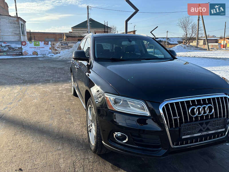 Позашляховик / Кросовер Audi Q5 2015 в Лубнах