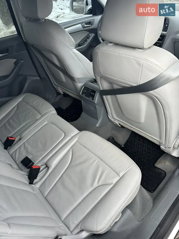 Audi Q5 2015 VIN WAUZZZ8R2GA077572 фото оголошення 7 з 48