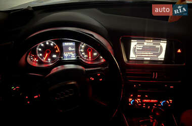 Внедорожник / Кроссовер Audi Q5 2010 в Одессе