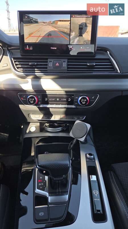 Позашляховик / Кросовер Audi Q5 2021 в Києві