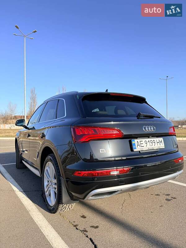 Позашляховик / Кросовер Audi Q5 2019 в Кривому Розі