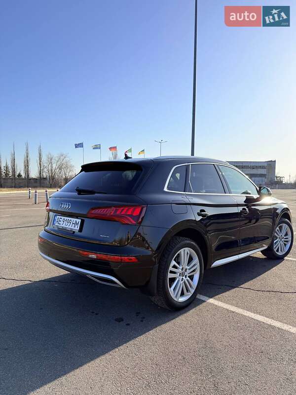 Позашляховик / Кросовер Audi Q5 2019 в Кривому Розі