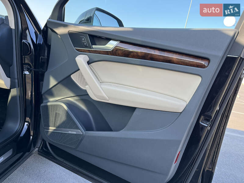 Внедорожник / Кроссовер Audi Q5 2018 в Львове