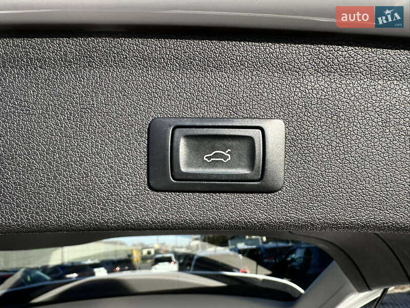 Позашляховик / Кросовер Audi Q5 2015 в Львові фото 14 Позашляховик / Кросовер Audi Q5 2015 в Львові