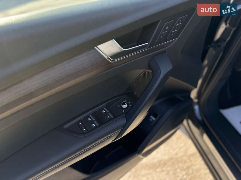 Позашляховик / Кросовер Audi Q5 2020 в Львові