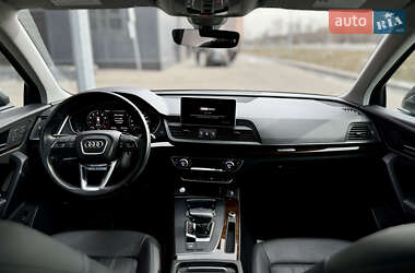 Внедорожник / Кроссовер Audi Q5 2020 в Киеве