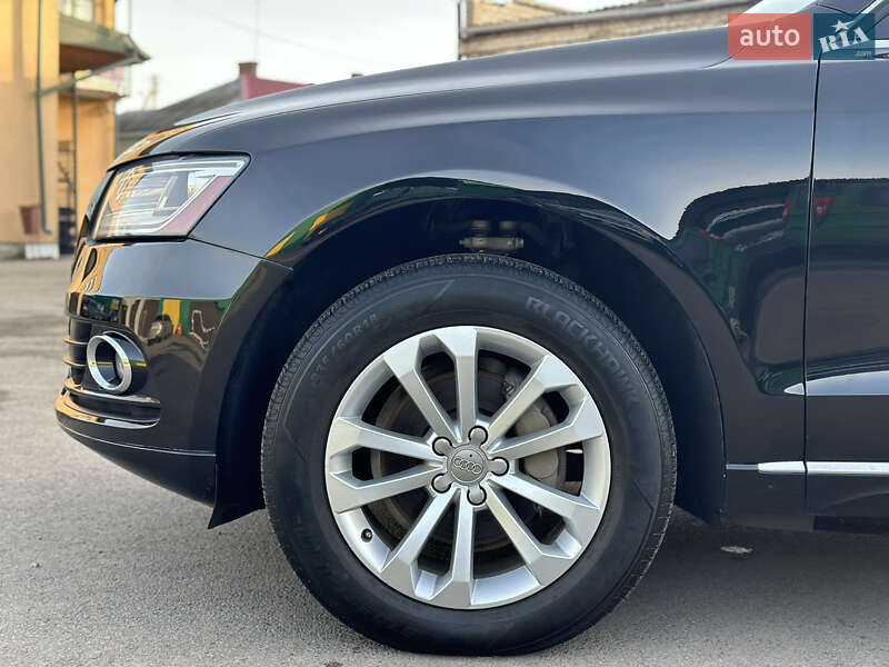 Позашляховик / Кросовер Audi Q5 2015 в Володимирі фото 4 Позашляховик / Кросовер Audi Q5 2015 в Володимирі
