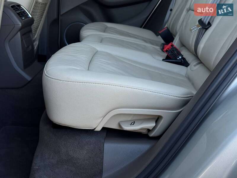 Внедорожник / Кроссовер Audi Q5 2015 в Ровно