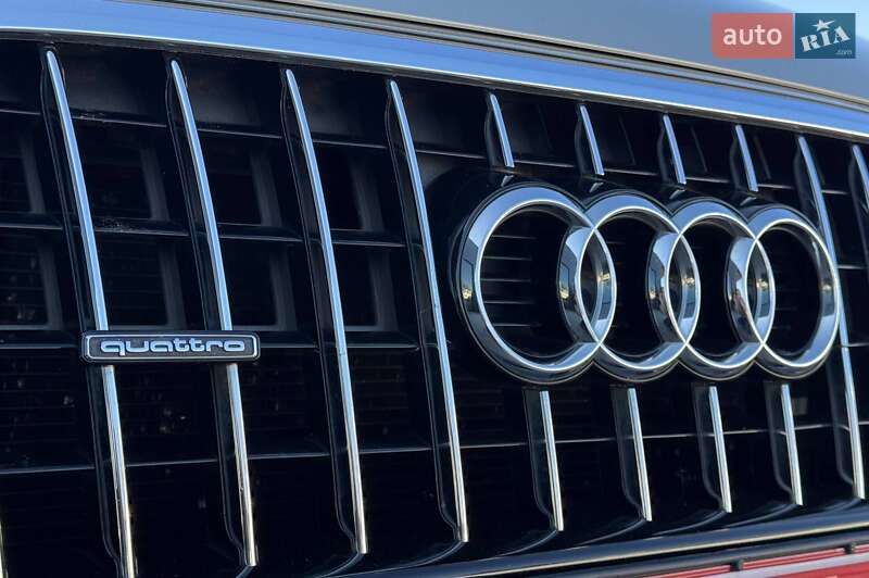 Внедорожник / Кроссовер Audi Q5 2015 в Ровно