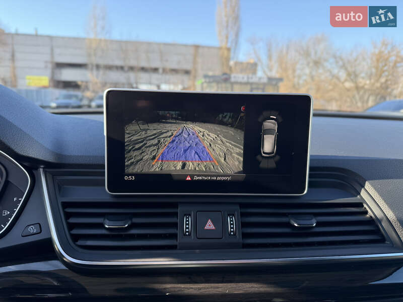 Позашляховик / Кросовер Audi Q5 2018 в Києві фото 16 Позашляховик / Кросовер Audi Q5 2018 в Києві