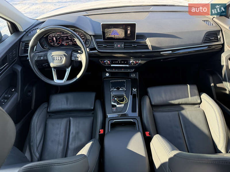 Позашляховик / Кросовер Audi Q5 2018 в Києві фото 30 Позашляховик / Кросовер Audi Q5 2018 в Києві