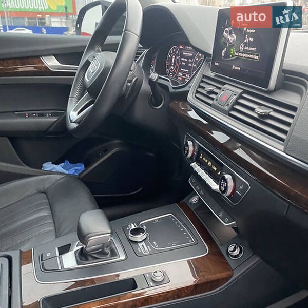 Позашляховик / Кросовер Audi Q5 2017 в Києві