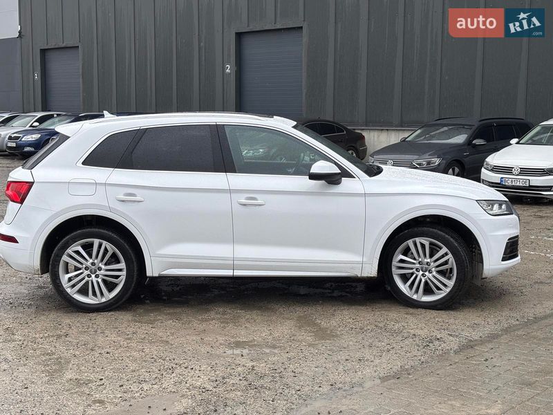 Внедорожник / Кроссовер Audi Q5 2019 в Львове